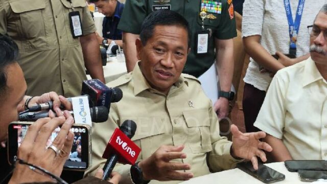 El Viceministro de Defensa se reúne con el Canciller de El Viceministro de Defensa se reúne con el Canciller de UI y analiza clases especiales para el Ministerio de Defensa y el TNI
|
