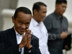Bahlil habla sobre energías alternativas con Prabowo en el palacio
| Bahlil habla sobre energías alternativas con Prabowo en el palacio
|