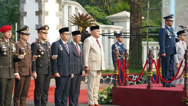 Bogor Regent destaca la importancia de la unidad nacional en el aniversario de Pancasila

 | 