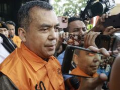 Prabowo destituye inmediatamente a Silmy Karim del cargo de viceministra
| Prabowo destituye inmediatamente a Silmy Karim del cargo de viceministra
|