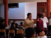 Prabowo inspecciona la escuela secundaria Tabanan, Bali
| Prabowo inspecciona la escuela secundaria Tabanan, Bali
|