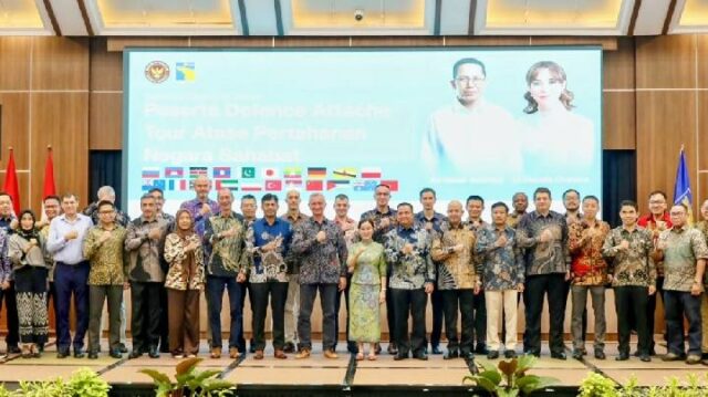 Al recibir a delegaciones de defensa de 19 países, Batam Al recibir a delegaciones de defensa de 19 países, Batam muestra su posición estratégica en la región
|