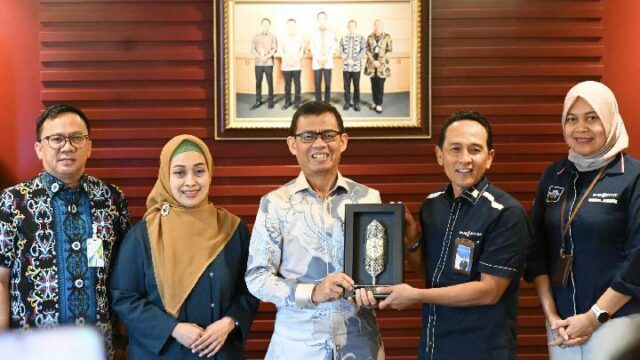 Bambang Joko Sutarto fomenta la sinergia entre BPJS Empleo y Bambang Joko Sutarto fomenta la sinergia entre BPJS Empleo y BPD DIY
|