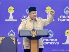 Visita al extranjero criticada, Prabowo menciona el nombre de Jokowi
| Visita al extranjero criticada, Prabowo menciona el nombre de Jokowi
|