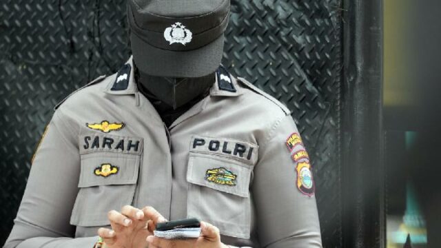 Prabowo ratifica la revisión de la Ley de la Policía Prabowo ratifica la revisión de la Ley de la Policía Nacional
|