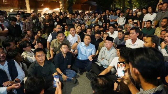 ¿Por qué se volvieron caóticas las discusiones en la UGM ¿Por qué se volvieron caóticas las discusiones en la UGM con el ministro Prabowo?
|