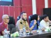 El alcalde Fadly Amran alienta a MBG en Padang a fortalecer las cadenas de suministro locales
| El alcalde Fadly Amran alienta a MBG en Padang a fortalecer las cadenas de suministro locales
|