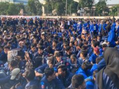 Estudiantes se reúnen con líderes de la RPD
| Estudiantes se reúnen con líderes de la RPD
|