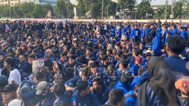 Estudiantes se reúnen con líderes de la RPD | Estudiantes se reúnen con líderes de la RPD
|