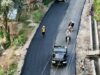 Los residentes de Sipiongot Sumatra del Norte están contentos de que la carretera finalmente esté pavimentada después de décadas de abandono.
| Los residentes de Sipiongot Sumatra del Norte están contentos de que la carretera finalmente esté pavimentada después de décadas de abandono.
|