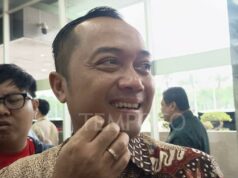 Prabowo sigue de cerca la noticia del fallecimiento del candidato al cargo de director de la cooperativa del pueblo
| Prabowo sigue de cerca la noticia del fallecimiento del candidato al cargo de director de la cooperativa del pueblo
|