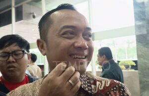 Prabowo sigue de cerca la noticia del fallecimiento del candidato al cargo de director de la cooperativa del pueblo
| Prabowo sigue de cerca la noticia del fallecimiento del candidato al cargo de director de la cooperativa del pueblo
|