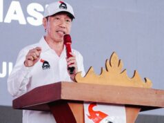 Jokowi revela el motivo para quedarse en Lampung: amor por la comunidad y la PSI
| Jokowi revela el motivo para quedarse en Lampung: amor por la comunidad y la PSI
|
