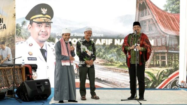 Bobby Nasution impulsa la construcción de carreteras en la región de Sipiongot

 | 
