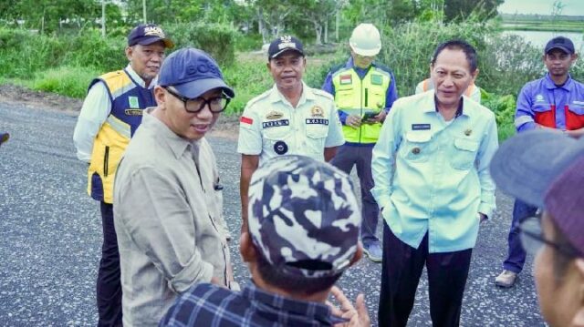 El gobernador de Lampung revisa la construcción de la carretera Rawa Jitu – Umbul Egipto

 | 
