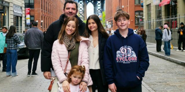 Me mudé con mi familia a 2 países diferentes; Las Me mudé con mi familia a 2 países diferentes; Las partes difíciles me sorprendieron.
| Real Estate,freelancer-le,personal-essay,essay,evergreen-story,relocation,moving,moving-abroad,switzerland,family,australia