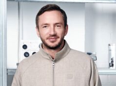 Director de marketing: la IA es una herramienta para la creatividad, no una amenaza para el empleo
| Advertising,ai,marketing,advertising,technology,jobs,edit-series,editorial-sponsorship,cmo-insider-conversations,cmo-insider-news,es-linkedin2026-solutions Director de marketing: la IA es una herramienta para la creatividad, no una amenaza para el empleo
| Advertising,ai,marketing,advertising,technology,jobs,edit-series,editorial-sponsorship,cmo-insider-conversations,cmo-insider-news,es-linkedin2026-solutions