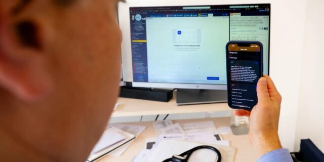 Los médicos de la Clínica Cleveland adoptan escribas de IA Los médicos de la Clínica Cleveland adoptan escribas de IA ambiental
| AI,Healthcare,ai-in-action,sp-freelance,edit-series,editorial-sponsorship,ai,artificial-intelligence,innovation,sp-review,cleveland-clinic,healthcare