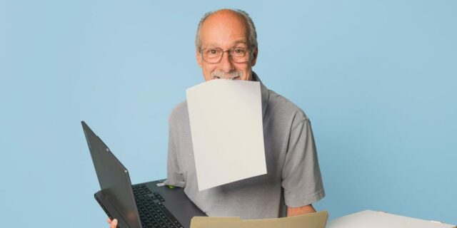 Un jubilado creó una plataforma de inteligencia artificial para ayudar con asesoramiento legal y matrimonial

 | Economy,Tech,retirement,ai,vibe-coding,vibe-code-your-life,lovable,claude,chat-gpt,freelance-photography,rebecca-zisser,vibe-mode