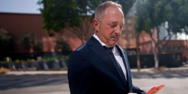 Los inversores reaccionan al veredicto de fraude de valores de Los inversores reaccionan al veredicto de fraude de valores de Andrew Left
| Finance,Law,andrew-left,short-trader,securities-fraud,stock-market