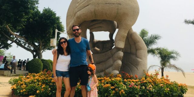 Vivíamos en China y Camboya. Nuestra hija encontró un hogar en Los Ángeles.

 | Parenting,essay,parenting-freelancer,china,differences-parenting,cambodia