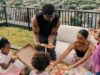 Una familia de cinco miembros cambió una casa en Texas por un apartamento en Nueva York y se volvió más feliz
| Real Estate,lifestyle,real-estate,relocation,nyc,texas,moving,alternative-living,new-york-city,downsizing,apartment,freelance-photography,rebecca-zisser Una familia de cinco miembros cambió una casa en Texas por un apartamento en Nueva York y se volvió más feliz
| Real Estate,lifestyle,real-estate,relocation,nyc,texas,moving,alternative-living,new-york-city,downsizing,apartment,freelance-photography,rebecca-zisser