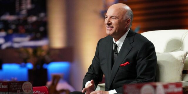 Kevin O'Leary: "no se alejará" del centro de datos a Kevin O'Leary: "no se alejará" del centro de datos a pesar de la reducción del 75% en las llamadas
| Tech,AI,kevin-oleary,data-centers,utah