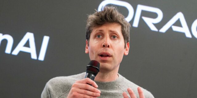 Sam Altman dice que el mayor gastador de tokens de OpenAI quema 100 mil millones por mes

 | AI,Tech,Strategy,openai,sam-altman,tokens,tokenmaxxing,ai