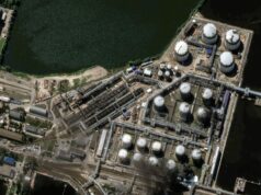 Imágenes muestran incendio de petróleo en Rusia después del ataque a Ucrania en medio del Davos ruso
| Military & Defense,ukraine,russia,putin,st-petersburg Imágenes muestran incendio de petróleo en Rusia después del ataque a Ucrania en medio del Davos ruso
| Military & Defense,ukraine,russia,putin,st-petersburg