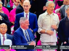 Bob Iger y Josh D’Amaro de Disney asisten al Juego 1 de las Finales de la NBA
| Sports,Media,Entertainment,nba,nba-finals,basketball,new-york-knicks,sports Bob Iger y Josh D'Amaro de Disney asisten al Juego 1 de las Finales de la NBA
| Sports,Media,Entertainment,nba,nba-finals,basketball,new-york-knicks,sports