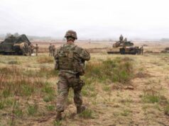 El ejército estadounidense se entrena para ocultar sus nuevos puestos de mando en ruido digital
| Military & Defense,defense,army,electronic-warfare El ejército estadounidense se entrena para ocultar sus nuevos puestos de mando en ruido digital
| Military & Defense,defense,army,electronic-warfare
