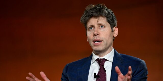 Los cabezas de burbuja se apoderan de los costos de la IA de Sam Altman, un "gran problema"

 | AI,Tech,sam-altman,openai,ai,tokens,bubble