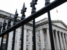 Las transferencias de préstamos estudiantiles del Tesoro podrían traer de vuelta a los cobradores agresivos
| Economy,student-debt,student-loans,trump Las transferencias de préstamos estudiantiles del Tesoro podrían traer de vuelta a los cobradores agresivos
| Economy,student-debt,student-loans,trump