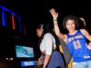 Las entradas para el tercer partido de las Finales de la NBA alcanzaron los 500.000 dólares en una subasta
| Entertainment,News,Sports,new-york-knicks,san-antonio-spurs,madison-square-garden,nba,nba-finals,ticket-prices Las entradas para el tercer partido de las Finales de la NBA alcanzaron los 500.000 dólares en una subasta
| Entertainment,News,Sports,new-york-knicks,san-antonio-spurs,madison-square-garden,nba,nba-finals,ticket-prices