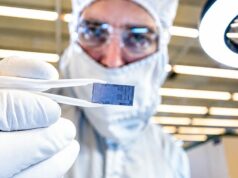 ¿Puede Estados Unidos construir el chip que gobierne el mundo?
| Tech,new-this-week,new-this-week-video,made-in-america,chip,semiconductor,intel,intel-stock,tsmc,samsung,manufacturing,chip-manufacturers,asml,silicon,lab,oregon,data-centers,nvidia-chips,taiwan,taiwan-china,intel-labs,us-intel ¿Puede Estados Unidos construir el chip que gobierne el mundo?
| Tech,new-this-week,new-this-week-video,made-in-america,chip,semiconductor,intel,intel-stock,tsmc,samsung,manufacturing,chip-manufacturers,asml,silicon,lab,oregon,data-centers,nvidia-chips,taiwan,taiwan-china,intel-labs,us-intel