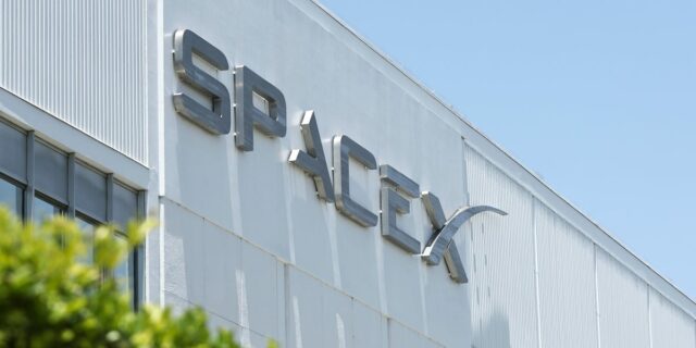 Google pagará a SpaceX 920 millones de dólares al mes por su capacidad informática

 | Tech,google,spacex