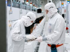 Dentro de la fábrica de chips de IA de Intel, donde los humanos representan la mayor amenaza
| Tech,video-to-text,intel,ai,ai-chip,intel-labs,fab,semiconductor-chips Dentro de la fábrica de chips de IA de Intel, donde los humanos representan la mayor amenaza
| Tech,video-to-text,intel,ai,ai-chip,intel-labs,fab,semiconductor-chips