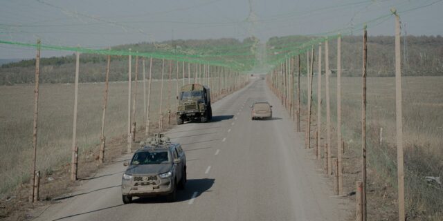 Ucrania ha cubierto sus carreteras con suficientes redes en 2026 Ucrania ha cubierto sus carreteras con suficientes redes en 2026 para cubrir toda Florida
| Military & Defense,ukraine-war,drone-warfare,warfare-big-bet