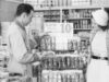 Fotos: Dentro de los primeros supermercados.
| Retail,Culture,Food,grocery-stores,supermarkets,supermarket-chains,food-industry,grocery-shopping,vintage-photos,partner-update Fotos: Dentro de los primeros supermercados.
| Retail,Culture,Food,grocery-stores,supermarkets,supermarket-chains,food-industry,grocery-shopping,vintage-photos,partner-update
