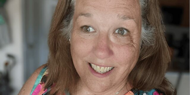 Dejé mi trabajo en una empresa Fortune 500 para cuidar Dejé mi trabajo en una empresa Fortune 500 para cuidar de mi madre, pero ya no puedo pagar mis cuentas.
| Careers,Parenting,caregiver,caregiving,family,sandwich-generation,personal-finance,unemployed,long-term-care