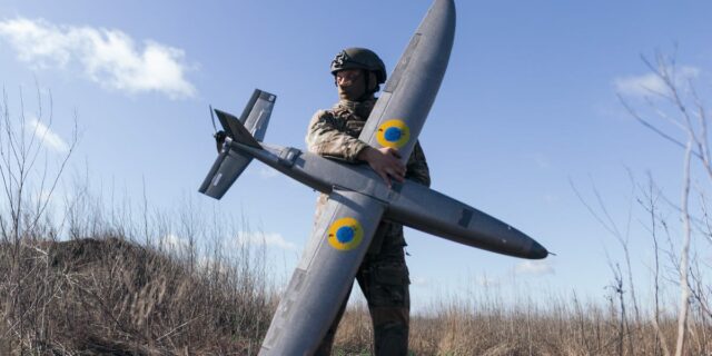No todos los drones de medio alcance, el nuevo as No todos los drones de medio alcance, el nuevo as de Ucrania, están preparados para la guerra, dice un piloto
| Military & Defense,warfare-big-bet,ukraine-war,drone-warfare,mid-range-drones