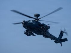 Un dron marítimo de la Armada de EE. UU. rescató a soldados estadounidenses después del derribo del Apache
| Military & Defense,apache-helicopter Un dron marítimo de la Armada de EE. UU. rescató a soldados estadounidenses después del derribo del Apache
| Military & Defense,apache-helicopter