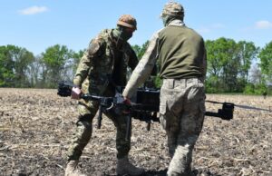 Ucrania transforma sus bombarderos pesados en drones para logística peligrosa
| Military & Defense,ukraine,russia,drones Ucrania transforma sus bombarderos pesados en drones para logística peligrosa
| Military & Defense,ukraine,russia,drones