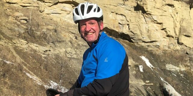 Cómo a un triatleta de 49 años le diagnosticaron cáncer Cómo a un triatleta de 49 años le diagnosticaron cáncer de pulmón en estadio 4
| Health,lung-cancer,cancer,cancer-treatment,vo2-max,biking,ironman,triathlon