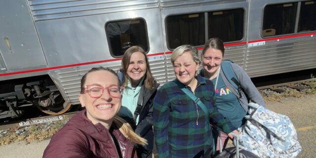 Hice un viaje anual de chicas en un tren Amtrak Hice un viaje anual de chicas en un tren Amtrak de 14 horas; vale la pena
| Travel,Transportation,freelancer-le,travel,amtrak,girls-trip,long-distance-travel,friendship