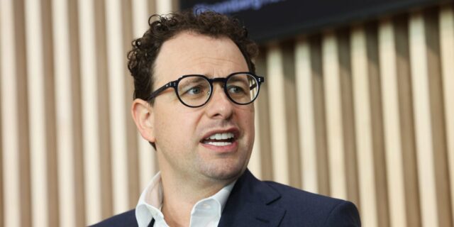 Las advertencias de Dario Amodei sobre sus propios productos vuelven Las advertencias de Dario Amodei sobre sus propios productos vuelven en su contra
| AI,Tech,anthropic,dario-amodei,mythos,fable,ai,china