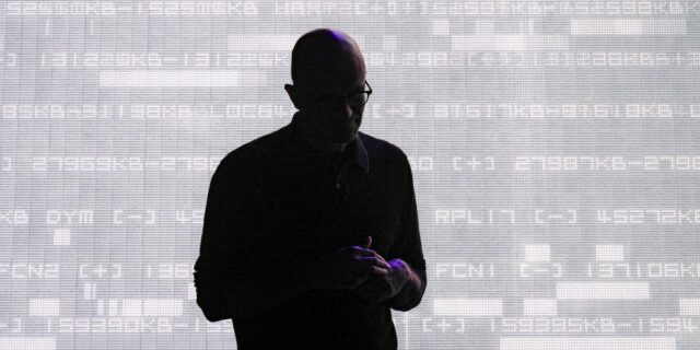 AI Surge de GitHub empuja a Microsoft a los brazos AI Surge de GitHub empuja a Microsoft a los brazos de Amazon
| Tech,Enterprise,AI,microsoft,github,azure,amazon-web-services,cloud-computing,artificial-intelligence,limited-synd,exclusive,amazon,cloud