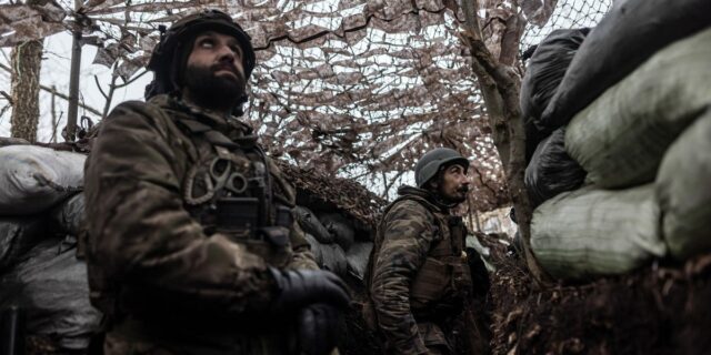Drones espías y de ataque ucranianos ahora entregan suministros a Drones espías y de ataque ucranianos ahora entregan suministros a los soldados
| Military & Defense,ukraine,drone-warfare,drones