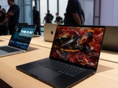 ¿Quieres un nuevo iPhone? Quizás quieras comprarlo antes de que Apple suba los precios.
| Tech,apple,iphone-prices,analysis,tariffs ¿Quieres un nuevo iPhone? Quizás quieras comprarlo antes de que Apple suba los precios.
| Tech,apple,iphone-prices,analysis,tariffs