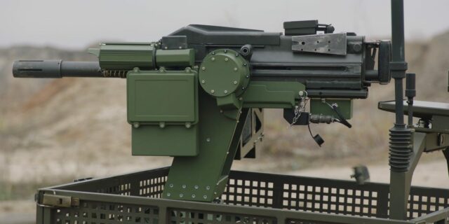 Ucrania convierte sus robots en armas móviles para cazar objetivos Ucrania convierte sus robots en armas móviles para cazar objetivos rusos
| Military & Defense,ukraine,ground-robots,russia